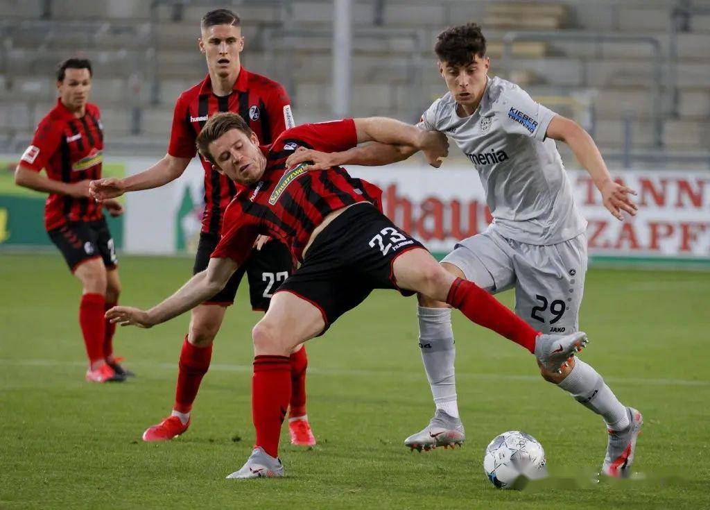  德甲历史时刻！首位土耳其裔裁判执法焦点战  