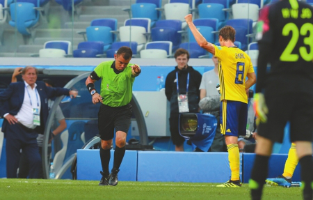  图卢兹点球大战惊险，门将两扑助力晋级路