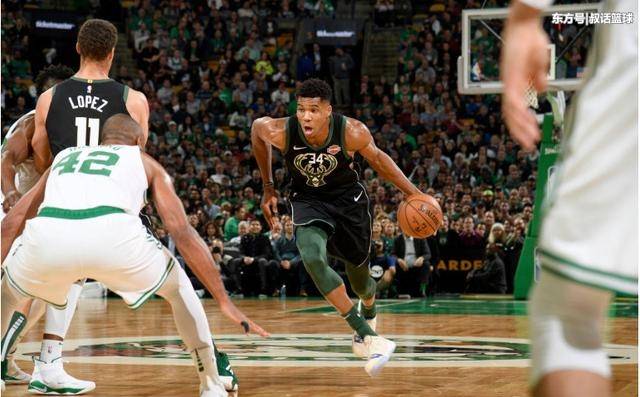  米德尔顿关键三分雄鹿客场险胜热火获三连胜