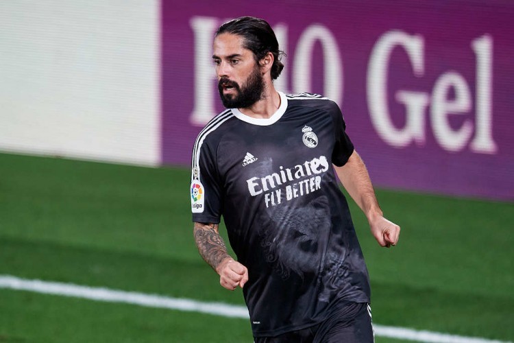  尤文客场力克亚特兰大稳固欧冠席位